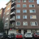 Spacious 3 Center * براتسيلافا