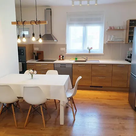 Spacious 3 Center * Pozsony