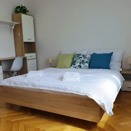 Apartman Spacious 3 Center