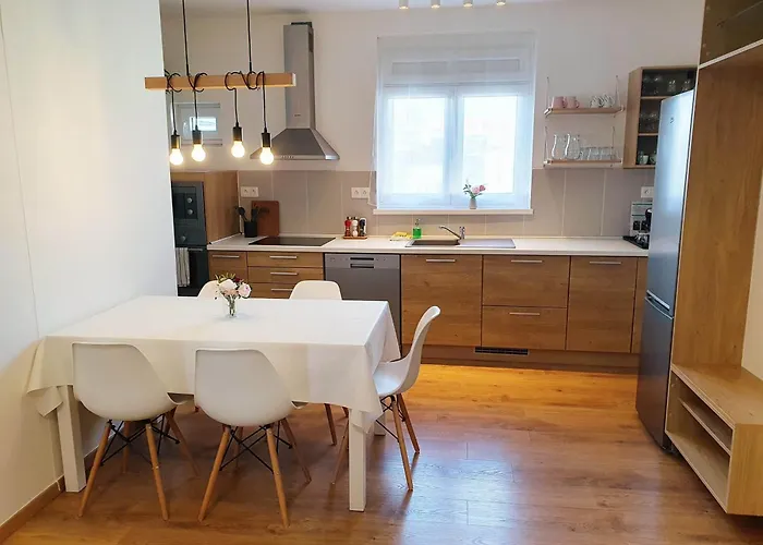 Spacious 3 Center * Bratislava